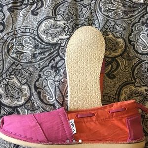 PINK & ORANGE TOMS, SHOES, SLIP ON, FASHION